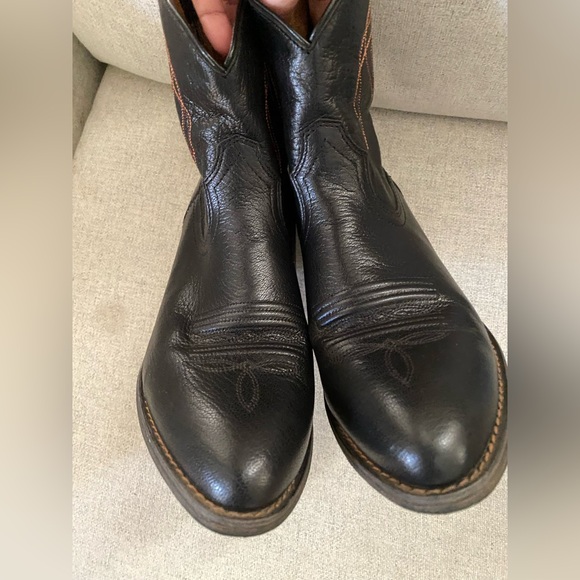 Ariat Black Leather boho coastal cowgirl Ankle Boots with Brown Accents - Picture 5 of 15